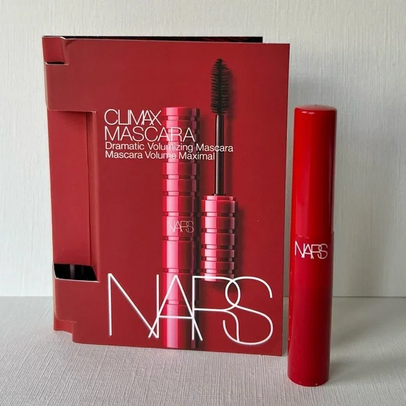 NARS Climax Volumizing Mascara - Picture 2 of 3